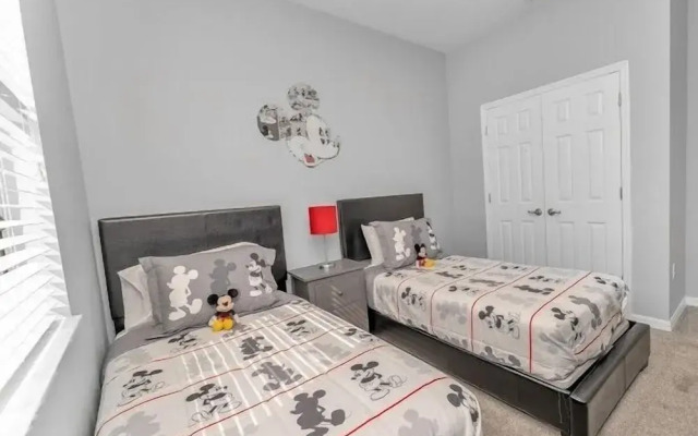 Briar Rose 4 Bedroom Villa by RedAwning