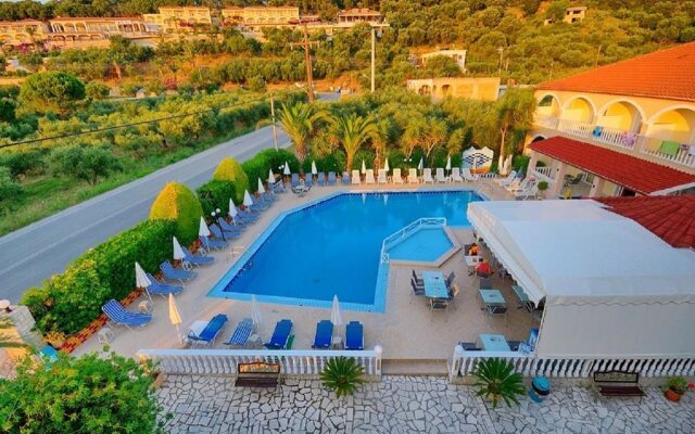 Daisy Hotel, Tsilivi