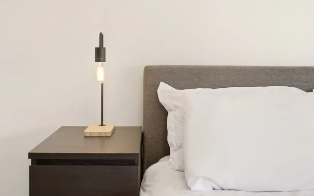Metawise BnB 2BR Hillsdale Family Stay Sleeps 6