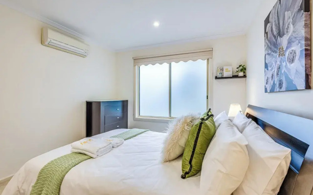 New Melbourne Staycation 3BRM
