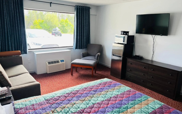 Lively Inn & Suites
