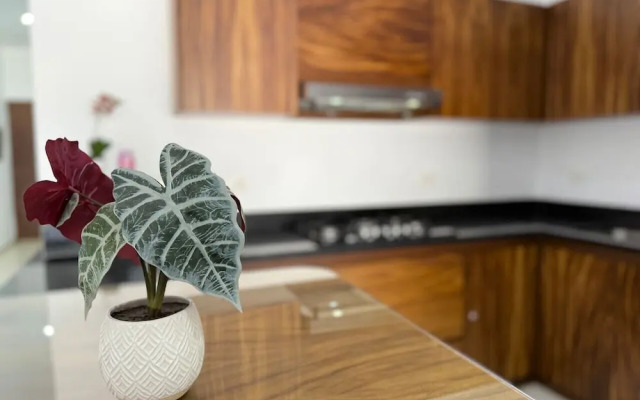 Rincon Colonial Apartments