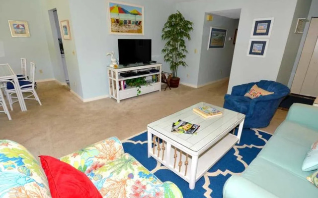 Lighthouse Tennis 2413 by RedAwning