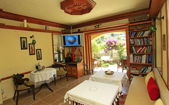 Datca Turk Evi Otel
