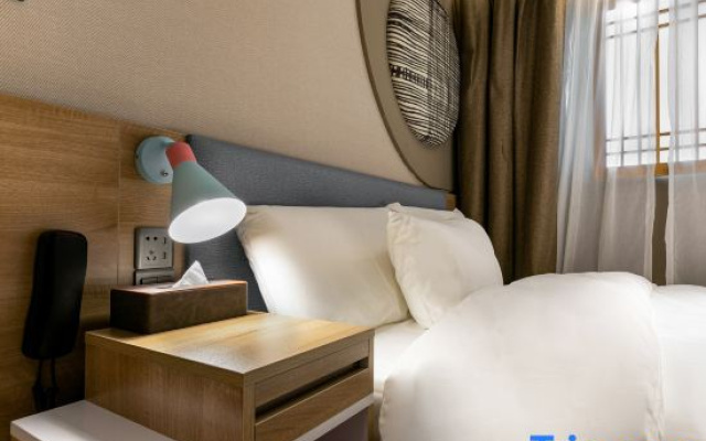 Homeinn · neo (Shenzhen Window of the World Baishizhou)
