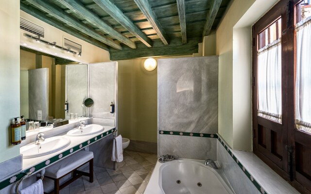 Casa Morisca Hotel Boutique