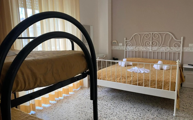 Hotel Modenese