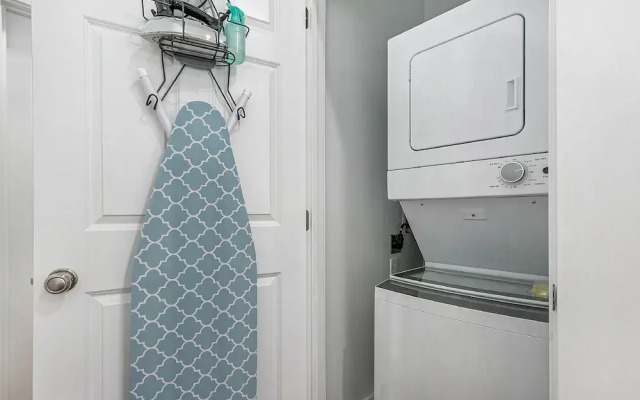 Spacious 5 Bedroom Near Magazine St & Uptown