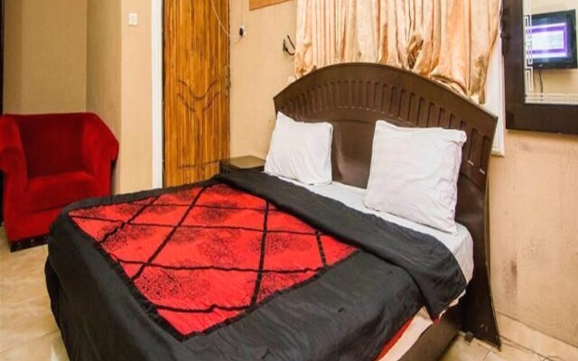 Haile Selassie Hotels And Suites