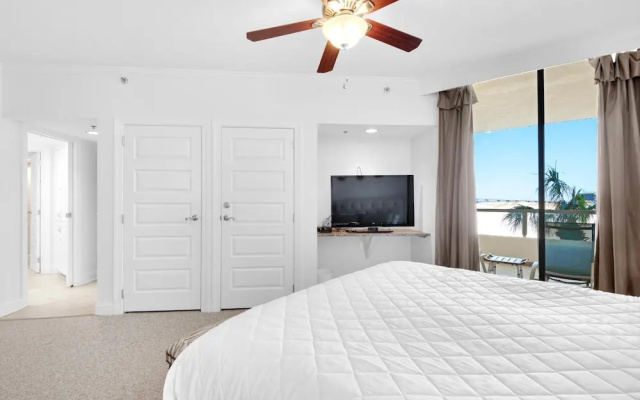 East Pass 207 by RealJoy Vacations
