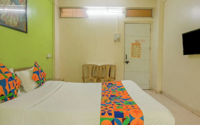 Fabhotel Saraswati Niwas