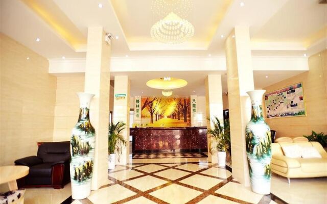 GreenTree Inn Hunan Zhangjiajie Daqiao Road Ziwu Park Express Hotel