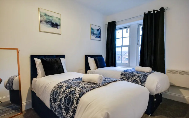 Orrell Road Luxury Apartment