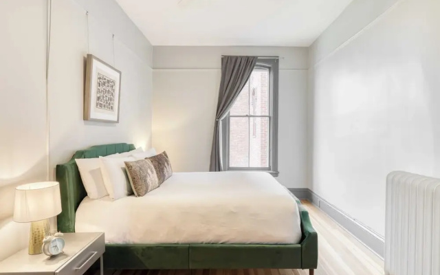On Catskill Main Street, Upscale Charm + Outdoor Living Beatrice by Avantstay
