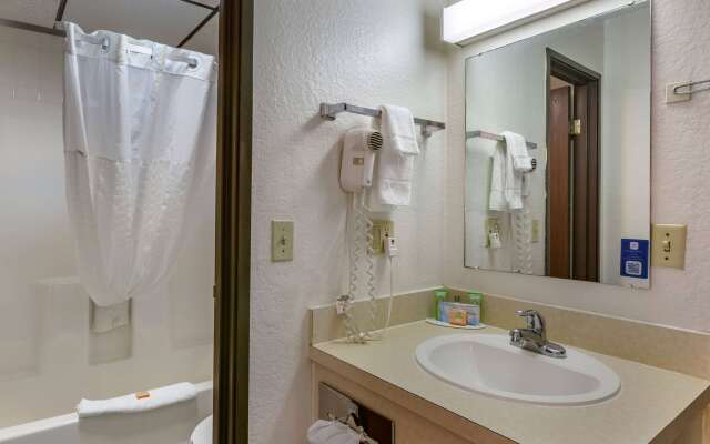 Howard Johnson by Wyndham Billings