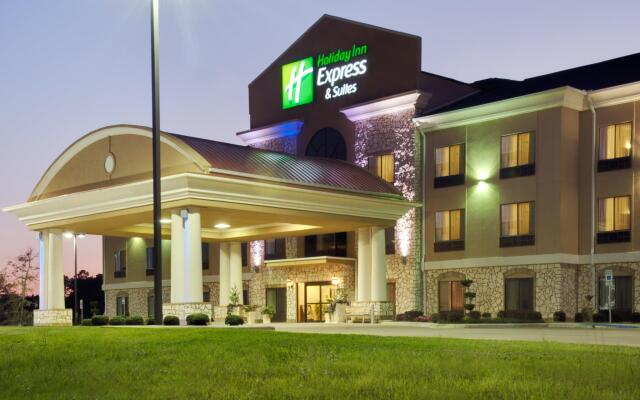 Holiday Inn Express & Suites Center by IHG