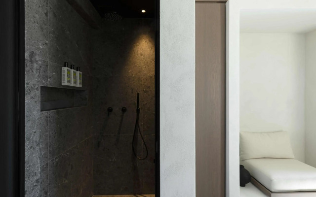 CUBIC Mykonos Seafront Design Suites