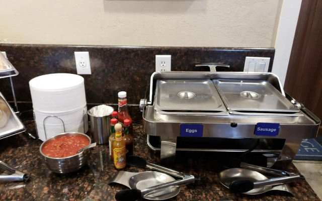 St. George Inn & Suites