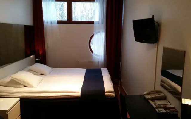 Best Western Airport Hotel Pilotti