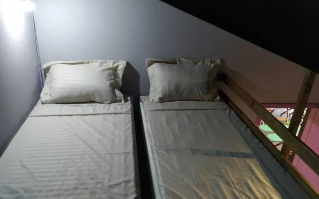 Your Hostel e Bolaria