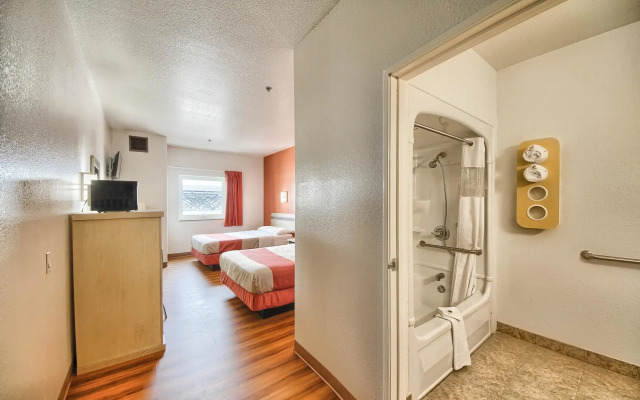 Motel 6 Mission, TX