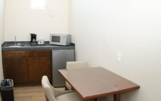 Centriplaza Hotel Suite & Spa