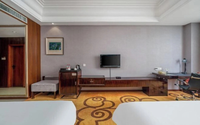 Renxin Hotel
