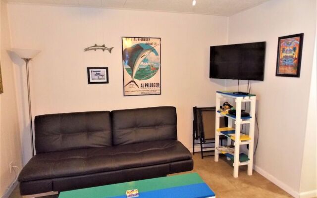 The Cocoanuts 1 Bedroom Condo