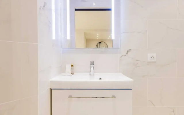 Modern Apartment - 2br/6p - Saint-ambroise