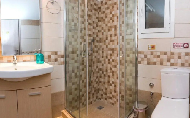 Lianos Apartments Business Class A