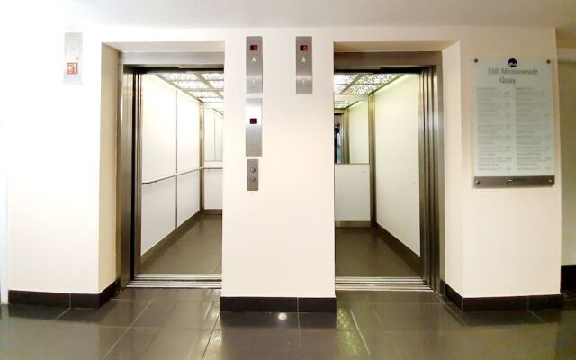 Airy 2 Bed 2 Bathroom With Balcony