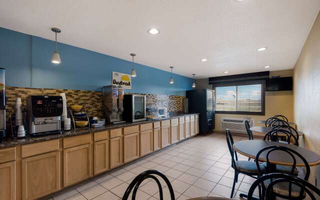 Days Inn by Wyndham Ankeny - Des Moines