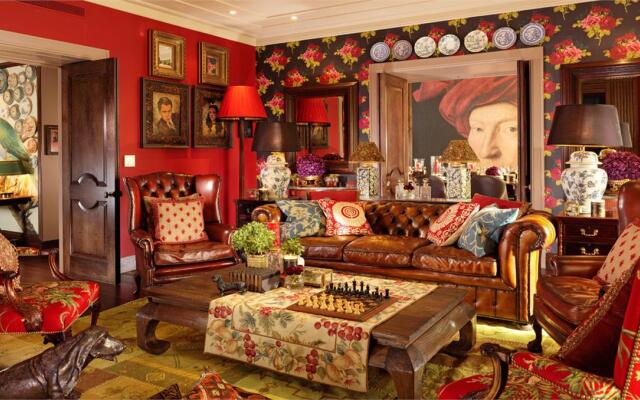 Taj 51 Buckingham Gate, Suites and Residences