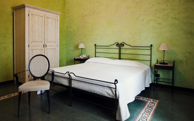 Villa Zina Park Hotel