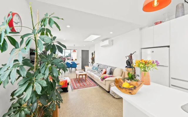 2 Bedroom House - Hobart CBD