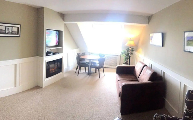 Strandhill Lodge and Suites