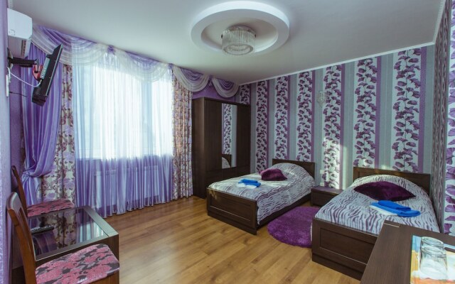 Отель Nadobu Hotel Poznyaki