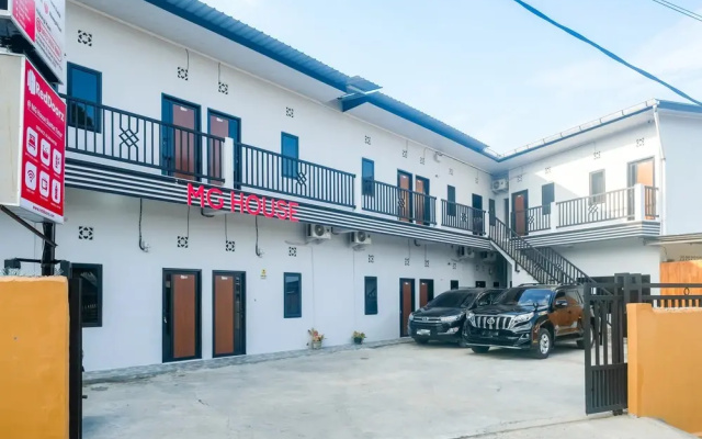 RedDoorz @ MG House Siantar Timur