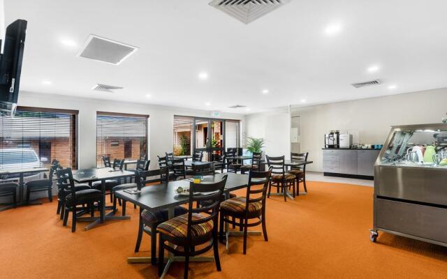 Comfort Inn Airport Admiralty