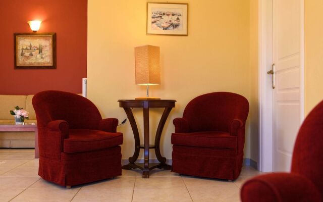 Il Tesori Dassia Villas