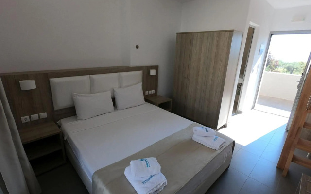 Finikas Garden Beach Resort Nikiti