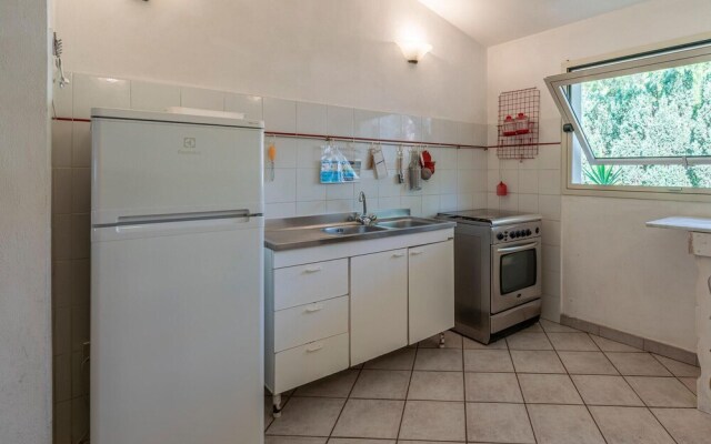 Amazing Apartment in Lacona - Capoliveri With 2 Bedrooms and Wifi