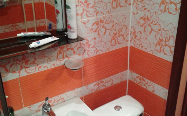 Apartments on Prospekt 50 let Oktyabrya 35