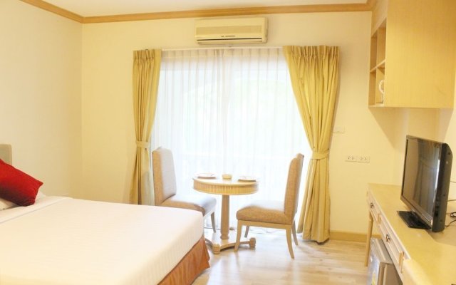 Romance Hotel Bangna (SHA Extra Plus)