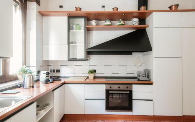 Feel @ Home Como - by MyHomeInComo