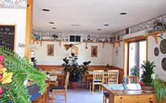 Arrowhead Inn