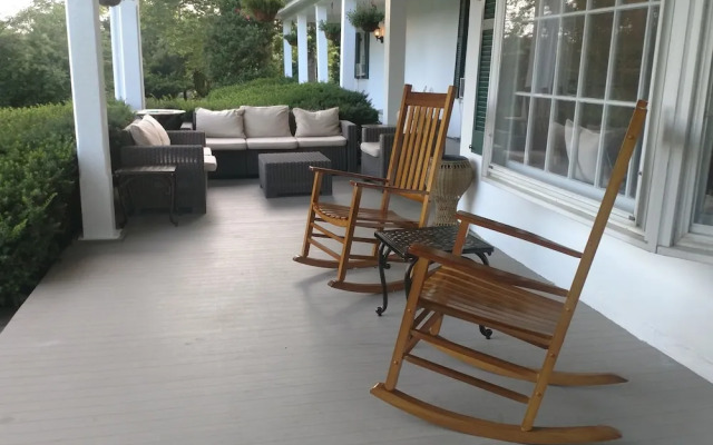 Briar Patch Bed & Breakfast Inn