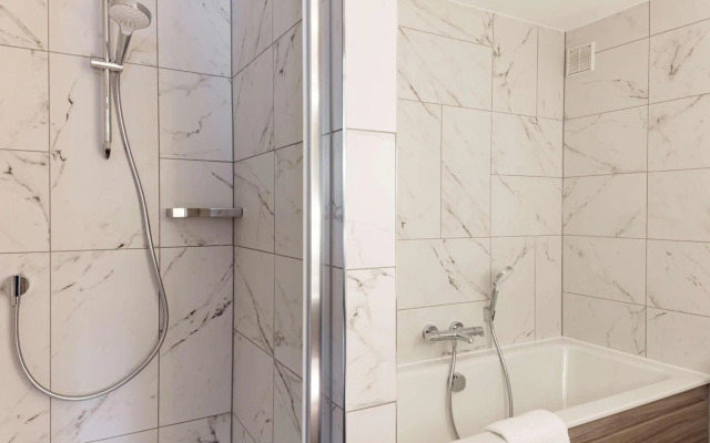 Doubletree by Hilton Bath