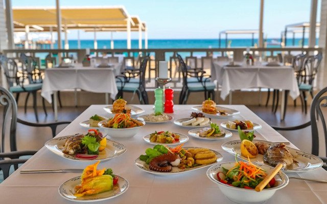 Crystal Boutique Beach Resort - Adults Only