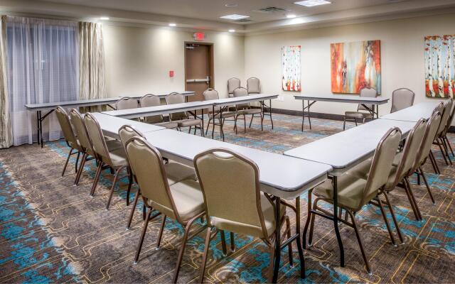 Holiday Inn Express Wichita South by IHG